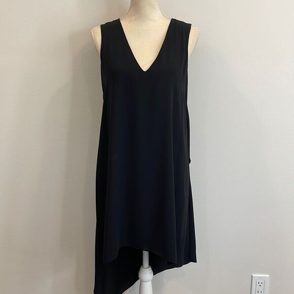 Flowy‎ Asymmetrical BCBG Dress Layered Back